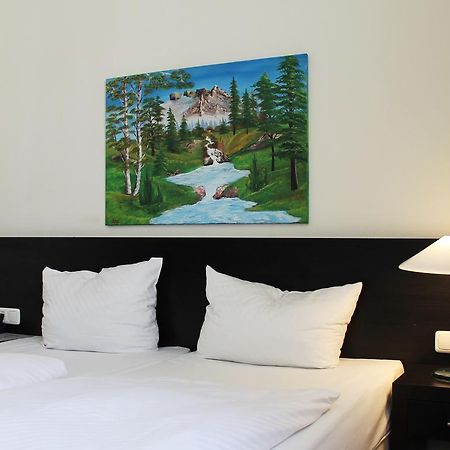 Aariana Hotel Offenbach am Main ภายนอก รูปภาพ