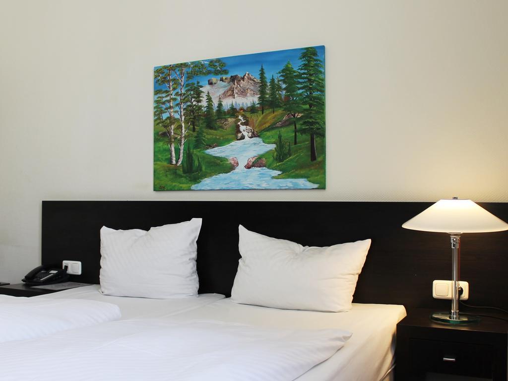 Aariana Hotel Offenbach am Main ภายนอก รูปภาพ