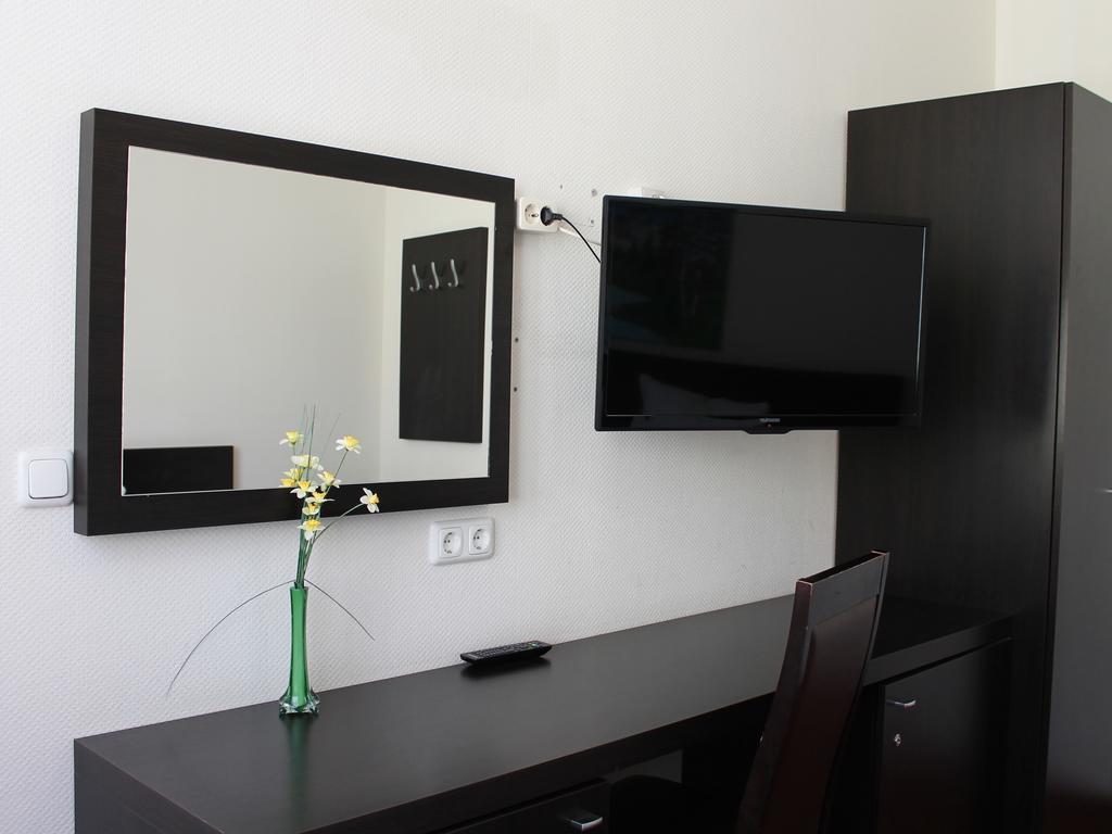 Aariana Hotel Offenbach am Main ภายนอก รูปภาพ