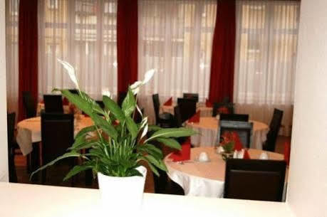 Aariana Hotel Offenbach am Main ภายนอก รูปภาพ